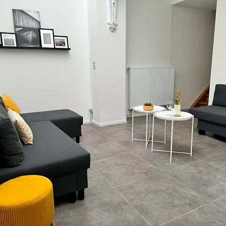 Holiday home Maison En Plein Centre De
